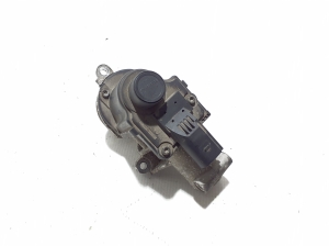  EGR valve 