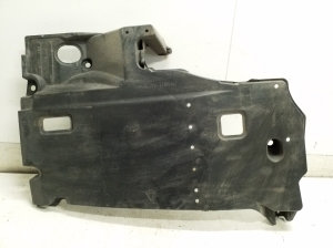 TOYOTA Corolla (2018–2026) Tagumine põhjakaitse 5762802170 - 3