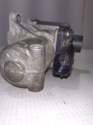  EGR valve 