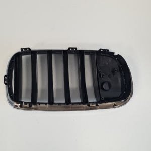 BMW X6 F16 (2014–2026) Front bumper lower grille 51137373688 - 5