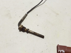 Volkswagen Touareg II (2010–2018) Exhaust gas temperature sensor 05A906088 - 3