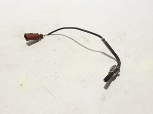 Volkswagen Touareg II (2010–2018) Abgastemperatursensor 057906088 - 3