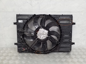 Volkswagen Golf VII (2012–2026) Dzesēšanas ventilators un tā daļas 5Q0121203DG - 2