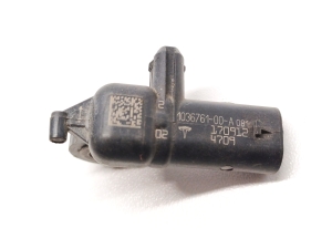 Tesla Model 3 3 (2016–2024) Airbag sensor 1036761-00-A - 2