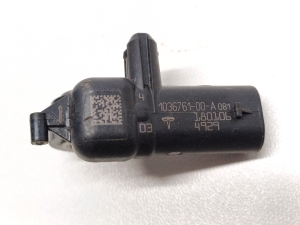 Tesla Model 3 3 (2016–2024) Airbag sensor 1036761-00-A - 2