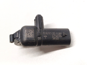 Tesla Model 3 3 (2016–2024) Airbag sensor 1036761-00-A - 3