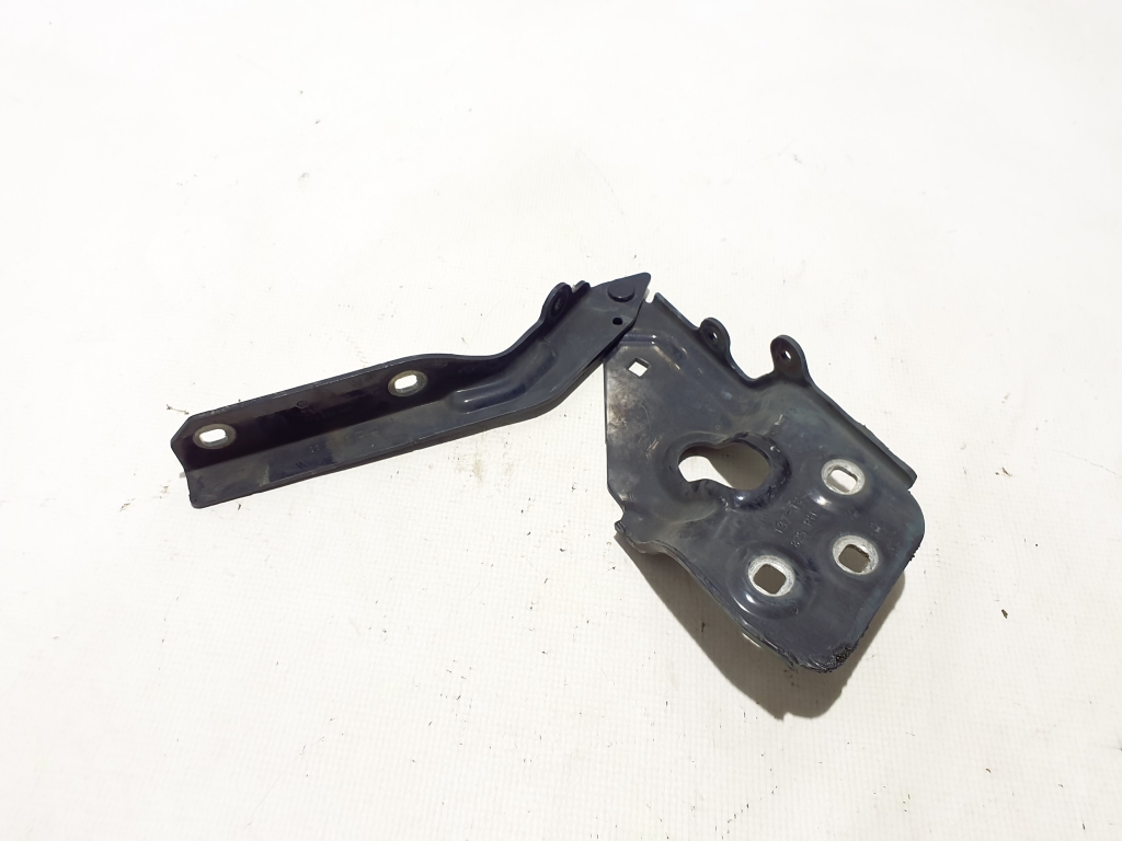 VOLKSWAGEN Touareg 2 generation (2010-2018) Front Right Bonnet Hinge 7P6823302 24459235