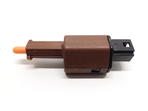 Tesla Model 3 3 (2016–2024) Bremslichtschalter 1044681-00-B - 2