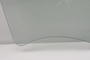 Opel Astra J (2009–2017) Türscheibe hinten - 4