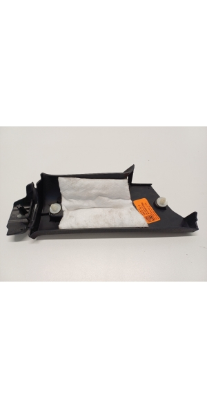 Tesla Model 3 3 (2016–2024) Tagumise toe sisekujundus 1086273-00-G - 2