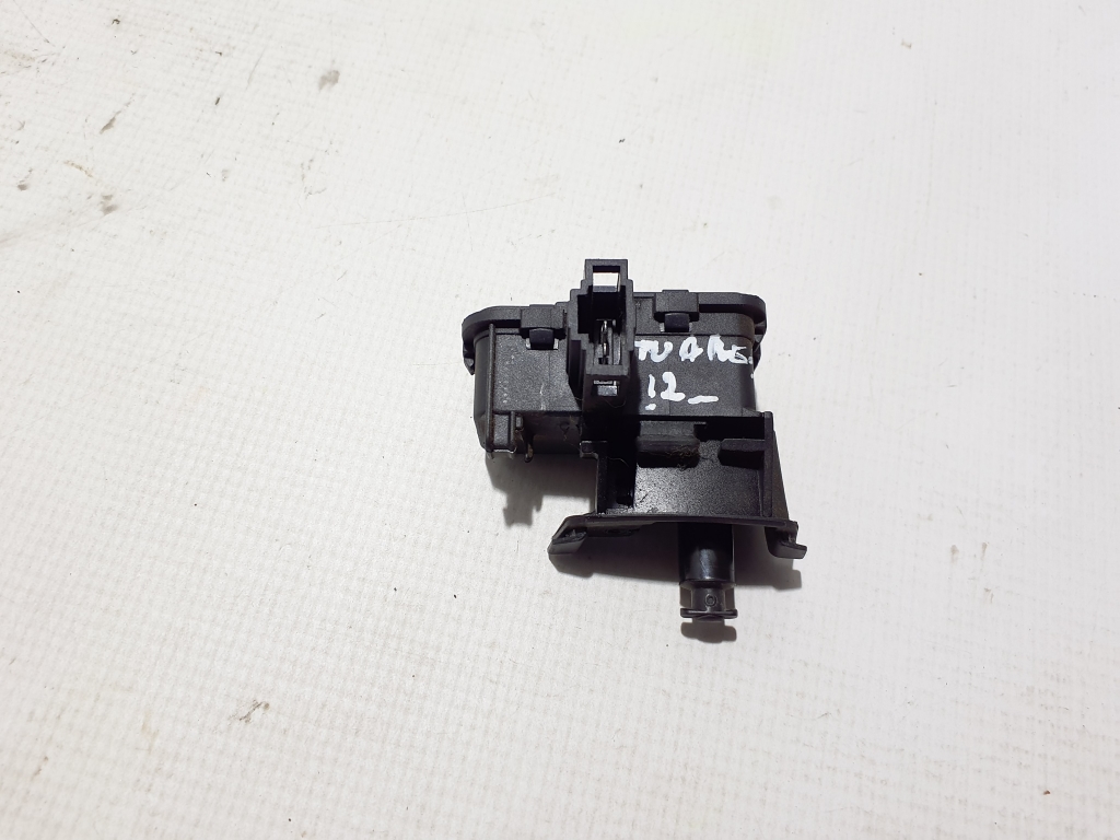 VOLKSWAGEN Touareg 2 generation (2010-2018) Fuel Tank Cover Lock 7P0810773B 24352476