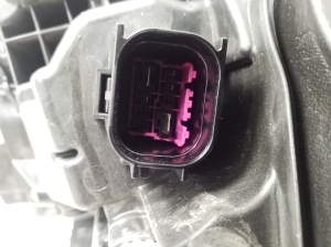 AUDI A6 C8 (2018–2025) Esituli 4K0941033 - 3