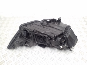 AUDI A6 C8 (2018–2025) Esituli 4K0941033 - 3