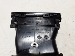 Volkswagen Golf VII (2012–2026) Dashboard air vent grilles 5G1819710B - 3