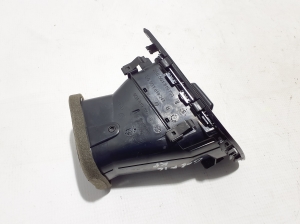 Volkswagen Golf VII (2012–2026) Dashboard air vent grilles 5G1819709B - 5