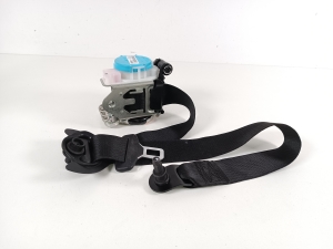 Mercedes Benz A-Class 176 (2012–2018) Front seat belt A1768602285 - 4