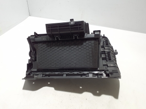 Volkswagen Golf VII (2012–2026) Glove box 5G1857097 - 3
