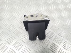 AUDI A3 8V (2012–2020) Trunk lid lock 8R0827505 - 2