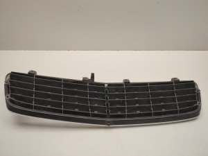  Front grille 