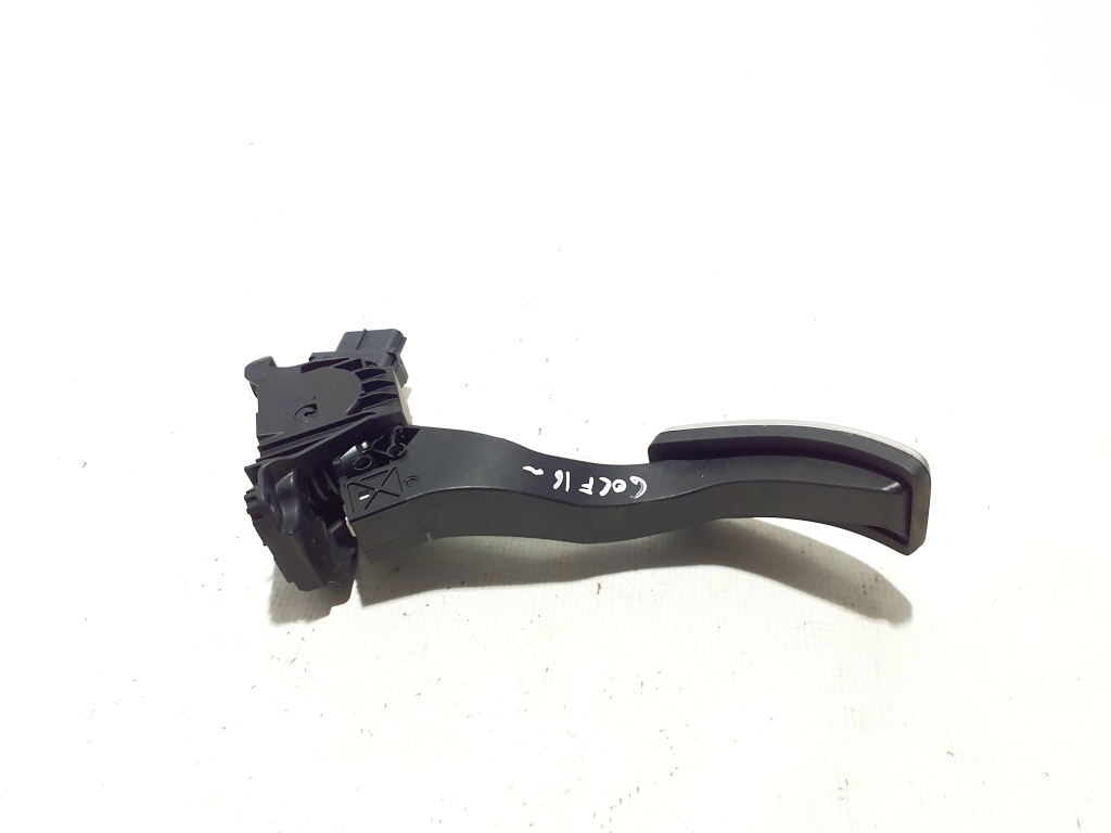 VOLKSWAGEN Golf 7 generation (2012-2024) Throttle Pedal 5Q1723503H 24360589