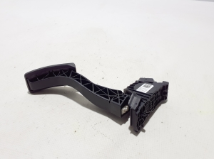 Volkswagen Golf VII (2012–2026) Accelerator pedal 5Q1723503H - 4