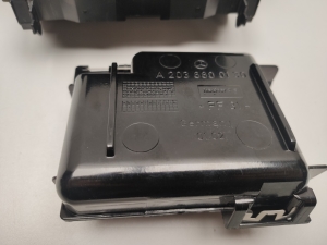 Mercedes Benz C-Class 203 (2000–2007) Front ashtray A2036800852 - 3