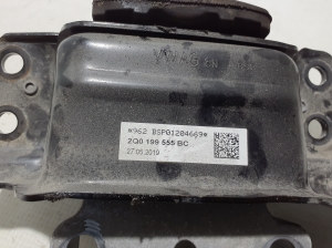 Skoda Kamiq (2019–2026) Käigukasti padi 2Q0199555BC - 3