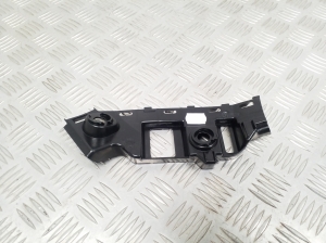 Rear bumper bracket - 2G6807393B