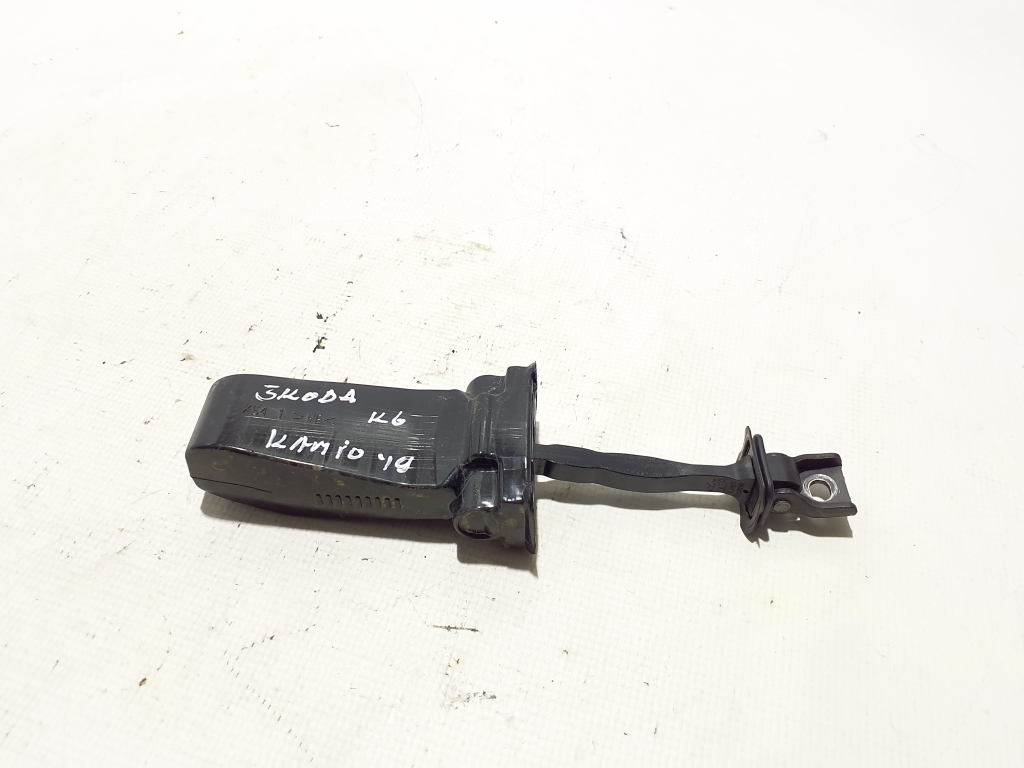 SKODA Kamiq 1 generation (2019-2023) Aizmugurējo labo durvju ierobežotājs 654839249A 24399859