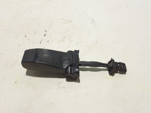 Skoda Kamiq (2019–2026) Rear side door opening limiter 654839249A - 3