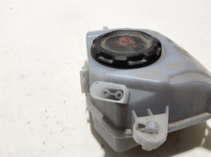 Skoda Kamiq (2019–2026) Dzesēšanas šķidruma tvertne 2Q0121407D - 5