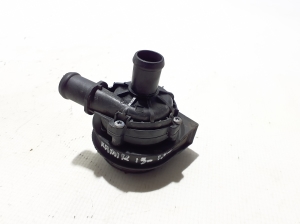 Skoda Kamiq (2019–2026) Auxiliary water pump 2Q0965567 - 3
