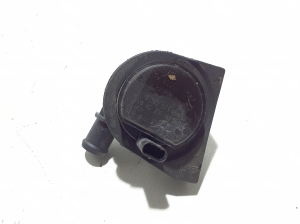 Skoda Kamiq (2019–2026) Auxiliary water pump 2Q0965567 - 4