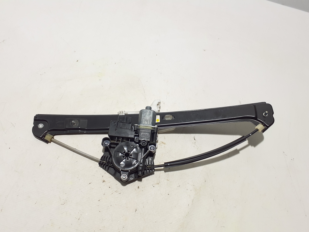 SKODA Kamiq 1 generation (2019-2023) Rear left door window lifter 654839461 24399337