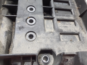 Skoda Kamiq (2019–2026) Batteriehalter 2Q0915331 - 2