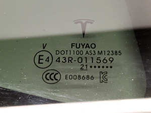 Tesla Model Y Y (2020–2026) Seitenscheibe hinten (Karosserie) 1600809-00-A - 3