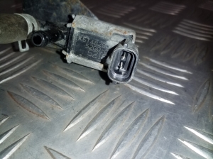 Suzuki Swift III (2004–2010) Magnetventil K5T48290 - 2