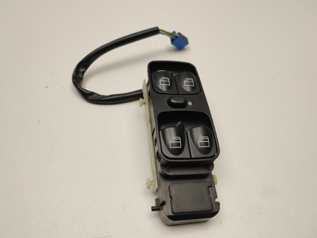 MERCEDES-BENZ C-Class W203/S203/CL203 (2000-2008) Front Left Door Window Switch A2038218051 24486156