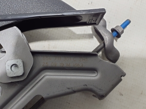 Skoda Kamiq (2019–2026) Feststellbremshebel 654711301C - 2