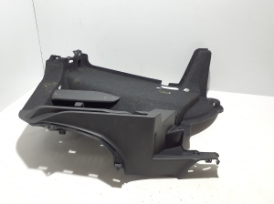 Skoda Kamiq (2019–2026) Trunk side trim panel 658867428B - 2