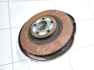  Rear hub 