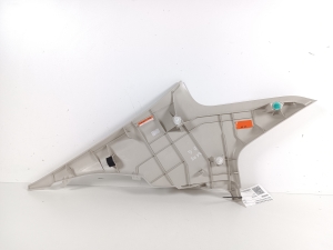TOYOTA Corolla (2018–2026) Tagumise toe sisekujundus 6247002600 - 2