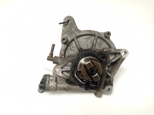 Kia Sorento (2009–2014) Vacuum pump 288102F000 - 2