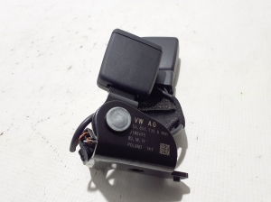 Skoda Kamiq (2019–2026) Sicherheitsgurtschloss hinten 654857739B - 3