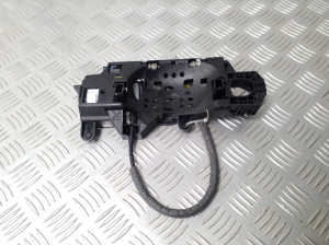 Rear side door exterior handle bracket - 80A837811