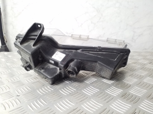 Tesla Model 3 3 (2016–2024) Front-Nebelscheinwerfer 107739500D - 2