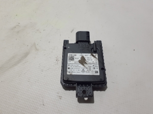  Aklās zonas radars Distronic  - 2Q0907686B 