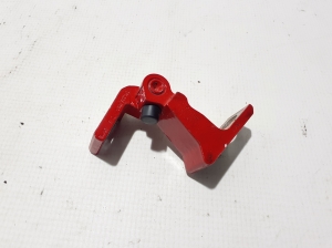 Skoda Kamiq (2019–2026) Rear side door lower hinge - 2