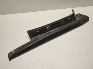 Mercedes Benz C-Class 203 (2000–2007) Inner sill trim A2036800935 - 3