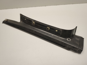 Mercedes Benz C-Class 203 (2000–2007) Inner sill trim A2036800935 - 5